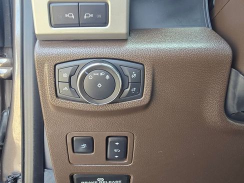 Used 2022 Ford F350 King Ranch w/ Tremor Off-Road Package image 28