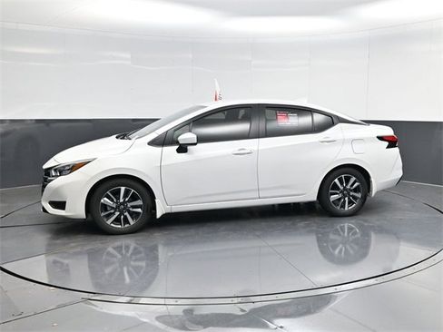 Used 2025 Nissan Versa SV w/ Trunk Package image 6