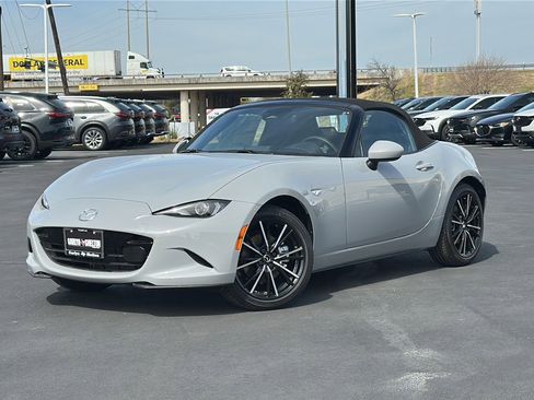 New 2025 MAZDA MX-5 Miata Grand Touring image 1