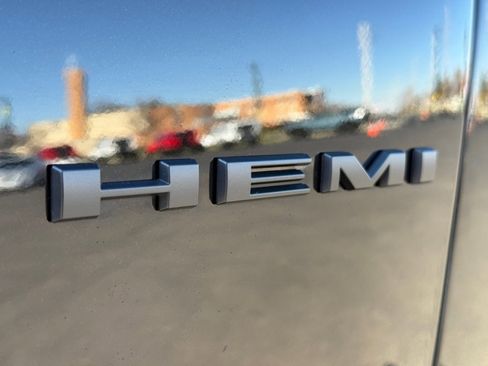 Used 2022 Dodge Durango R/T w/ Blacktop Package image 44