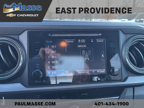 Used 2018 Toyota Tacoma Limited image 11