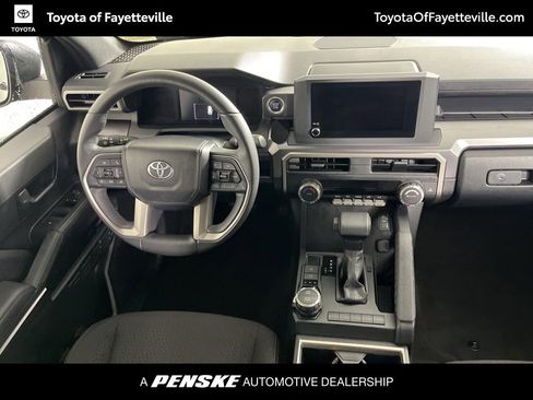 Used 2025 Toyota 4Runner SR5 AWD/4WD image 14
