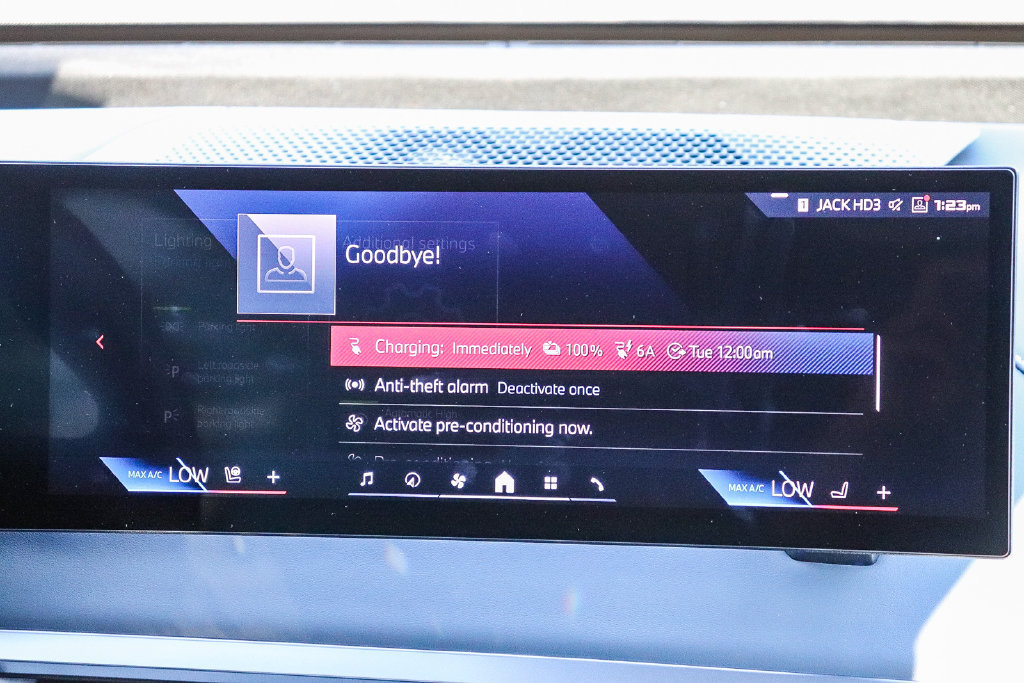 Used 2026 BMW iX M70 AWD/4WD image 14