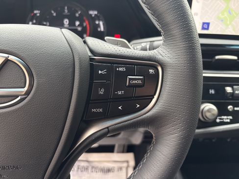 Certified 2025 Lexus ES 350 F Sport image 20