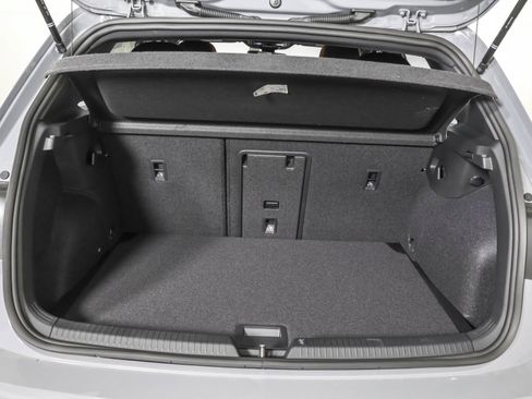 New 2026 Volkswagen GTI SE FWD image 38
