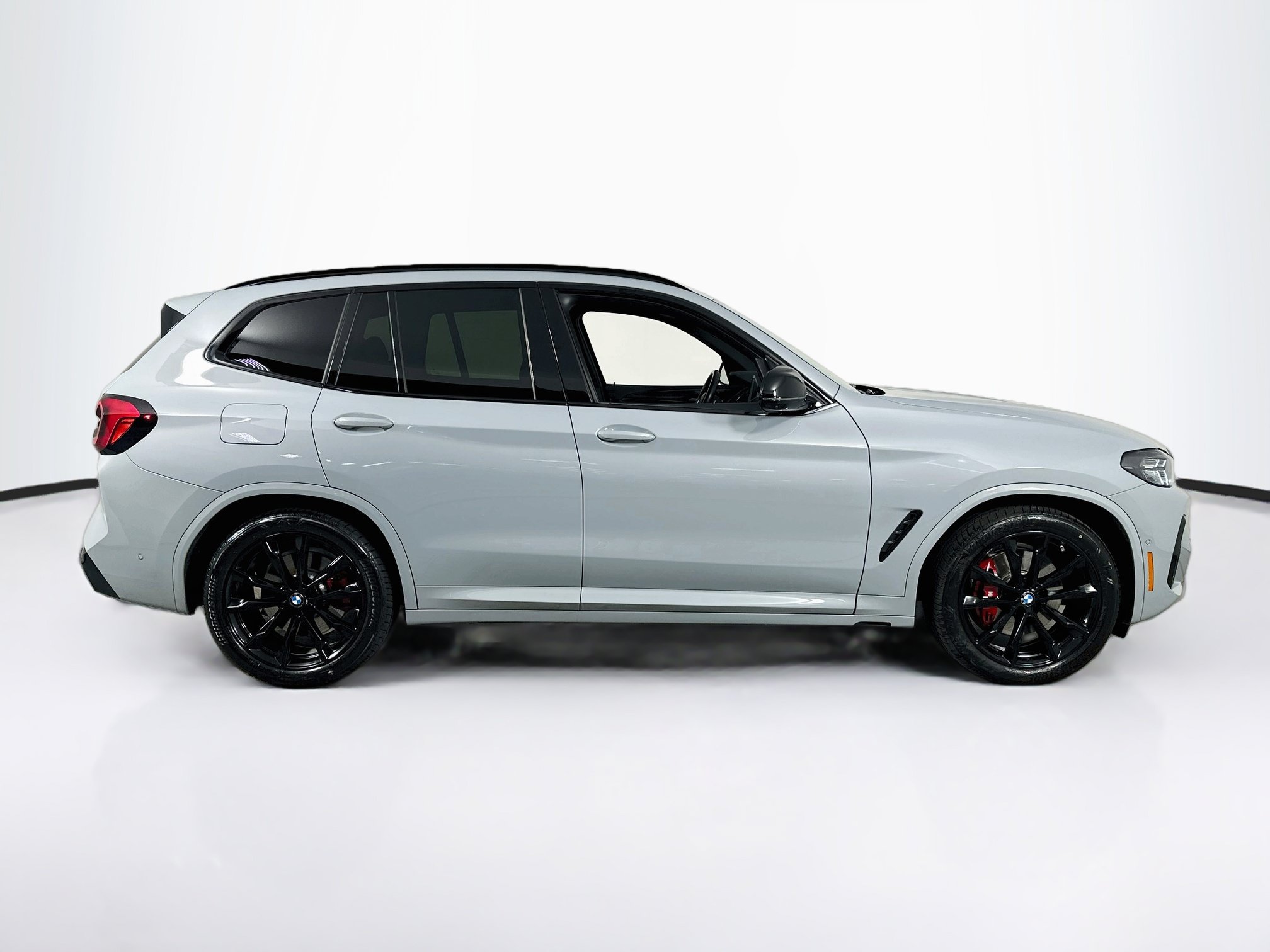 Used 2024 BMW X3 M40i w/ Premium Package AWD/4WD image 4
