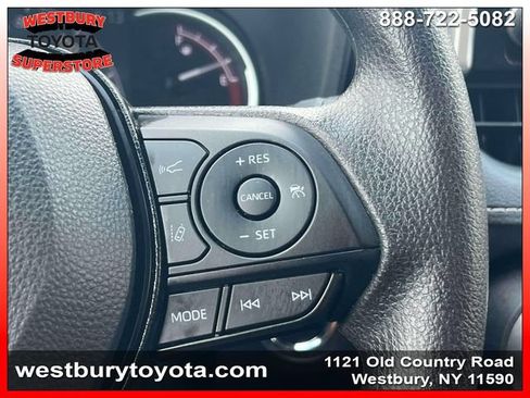Used 2025 Toyota RAV4 XLE AWD/4WD image 27