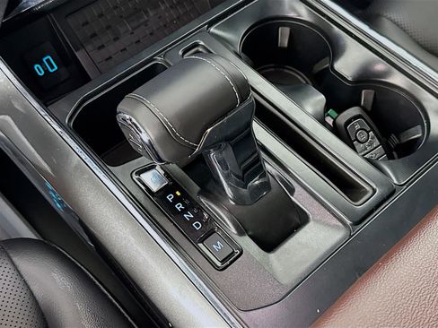 Used 2023 Ford F150 Lariat w/ Equipment Group 502A High image 19