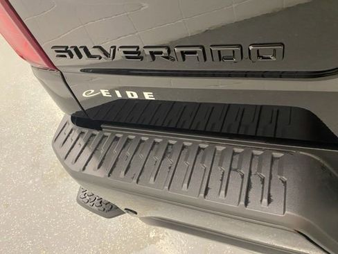 New 2026 Chevrolet Silverado 1500 High Country w/ Midnight Edition AWD/4WD image 14