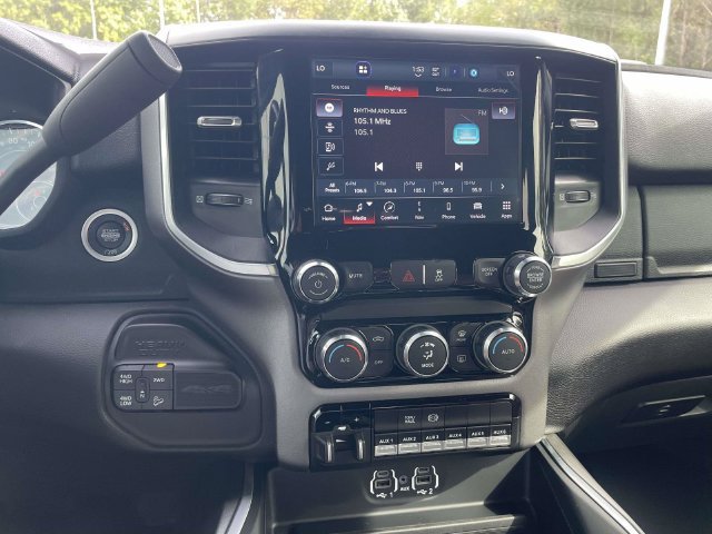 Used 2024 RAM 2500 Big Horn w/ Off Road Package AWD/4WD image 27