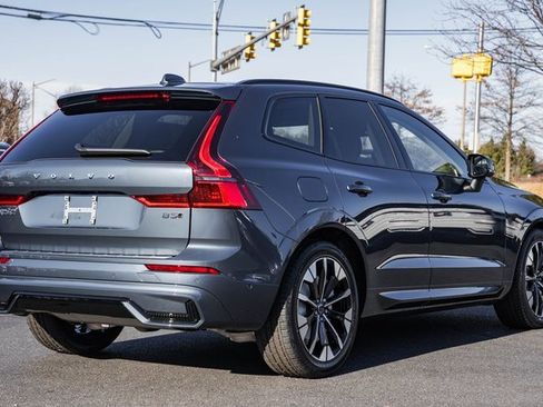 New 2026 Volvo XC60 B5 Ultra w/ Protection Package Premier image 4