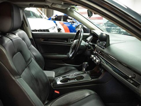 Used 2022 Honda Civic EX-L image 13