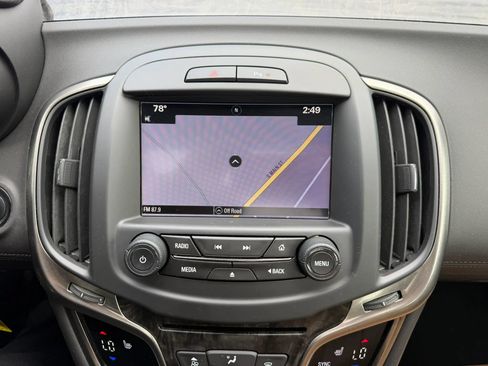Used 2016 Buick LaCrosse Leather FWD image 18