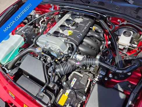 Used 2025 MAZDA MX-5 Miata Club RWD image 16