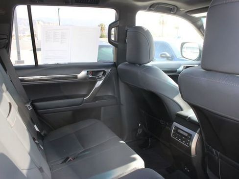 Certified 2023 Lexus GX 460 Premium w/ Premium Package AWD/4WD image 7