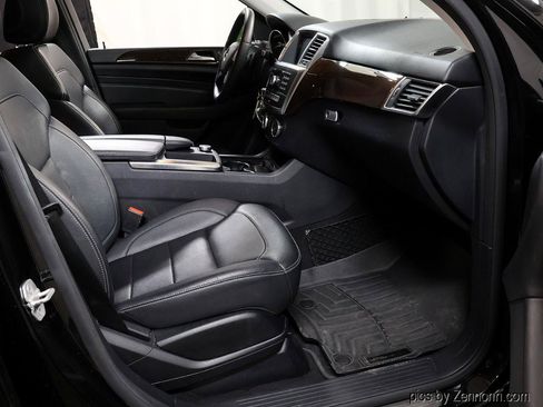 Used 2013 Mercedes-Benz ML 350 4MATIC image 34