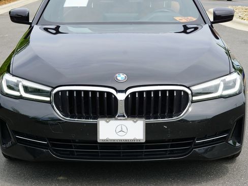 Used 2023 BMW 530i xDrive w/ Executive Package AWD/4WD image 9
