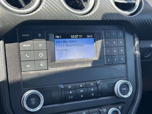 Used 2020 Ford Mustang Coupe RWD image 18