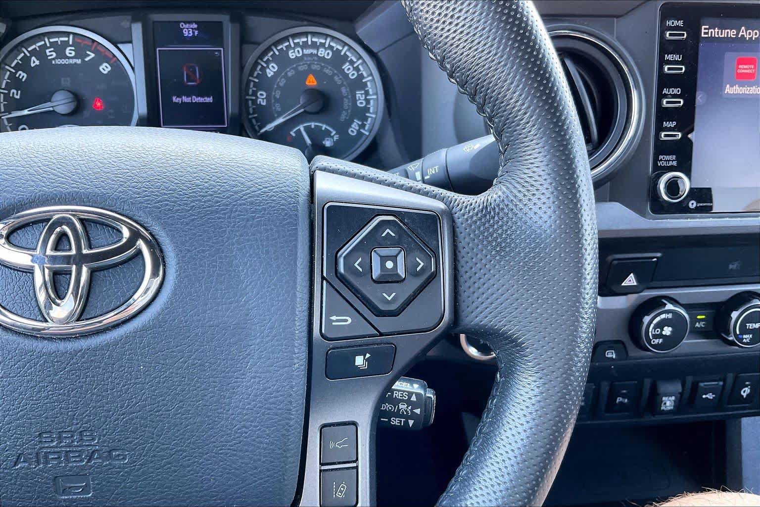 Used 2020 Toyota Tacoma TRD Sport w/ Technology Package AWD/4WD image 24