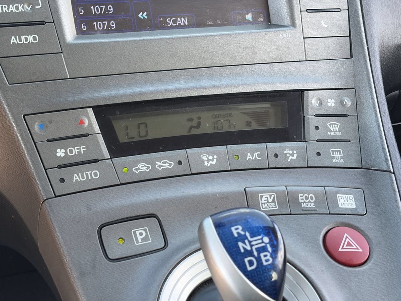 Used 2015 Toyota Prius Two FWD image 26