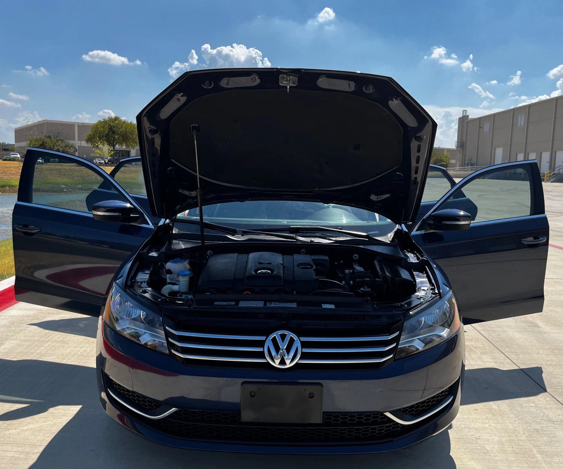 Used 2013 Volkswagen Passat 2.5 SE FWD image 13