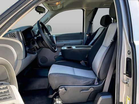Used 2009 Chevrolet Silverado 1500 W/T w/ LS Package RWD image 7