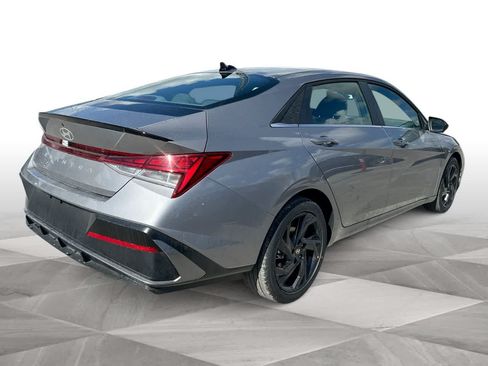 New 2026 Hyundai Elantra SEL Sport FWD image 8
