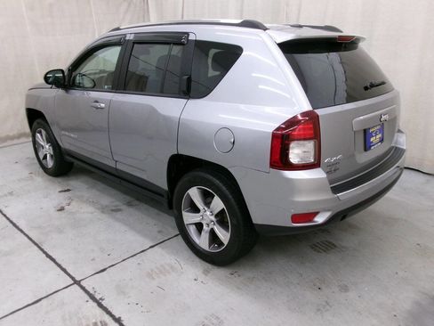 Used 2017 Jeep Compass High Altitude image 6