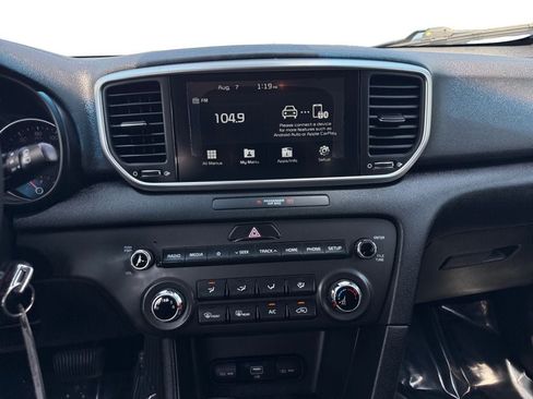 Used 2020 Kia Sportage LX AWD/4WD image 11