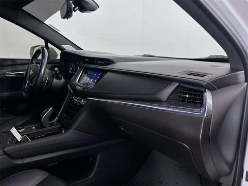 Used 2020 Cadillac XT5 Sportv image 28