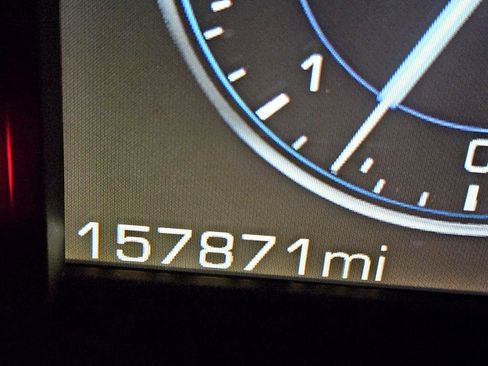 Used 2015 Cadillac Escalade ESV Luxury image 21