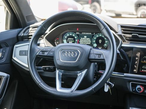 Used 2025 Audi Q3 2.0T Premium AWD/4WD image 15