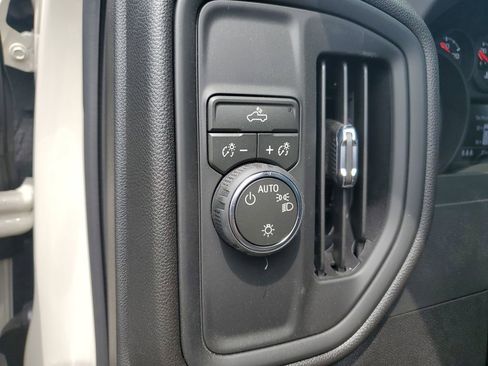 Used 2026 Chevrolet Silverado 1500 Custom w/ Turbomax Blackout Package RWD image 23