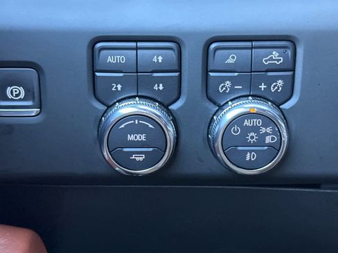 Used 2024 GMC Sierra 2500 Denali Ultimate image 31