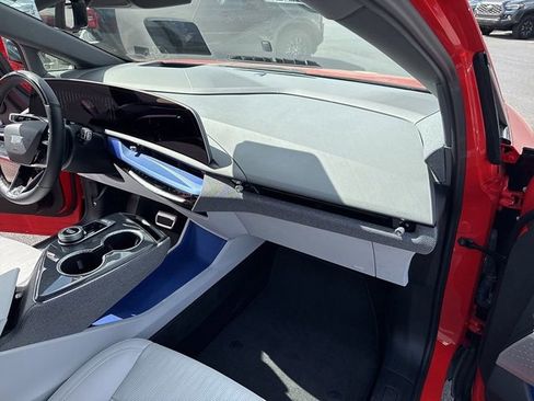 Used 2025 Cadillac Optiq Sport 2 image 16