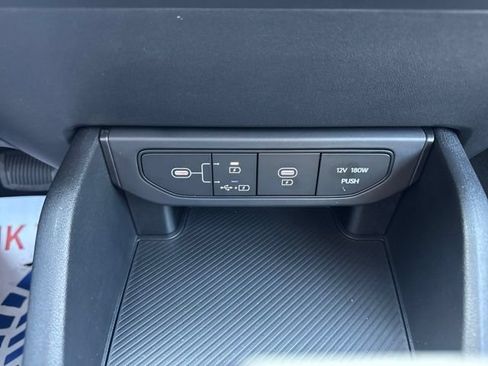 Used 2025 Kia K4 FWD image 33