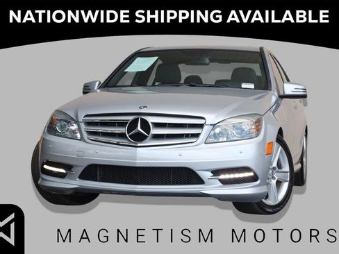 Used 2011 Mercedes-Benz C 300 4MATIC Sedan image 1