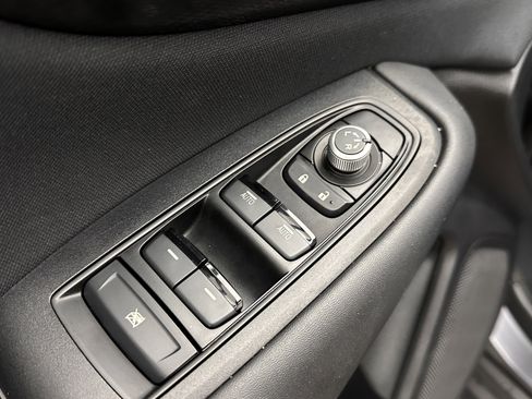 Used 2022 Subaru Outback Premium image 11