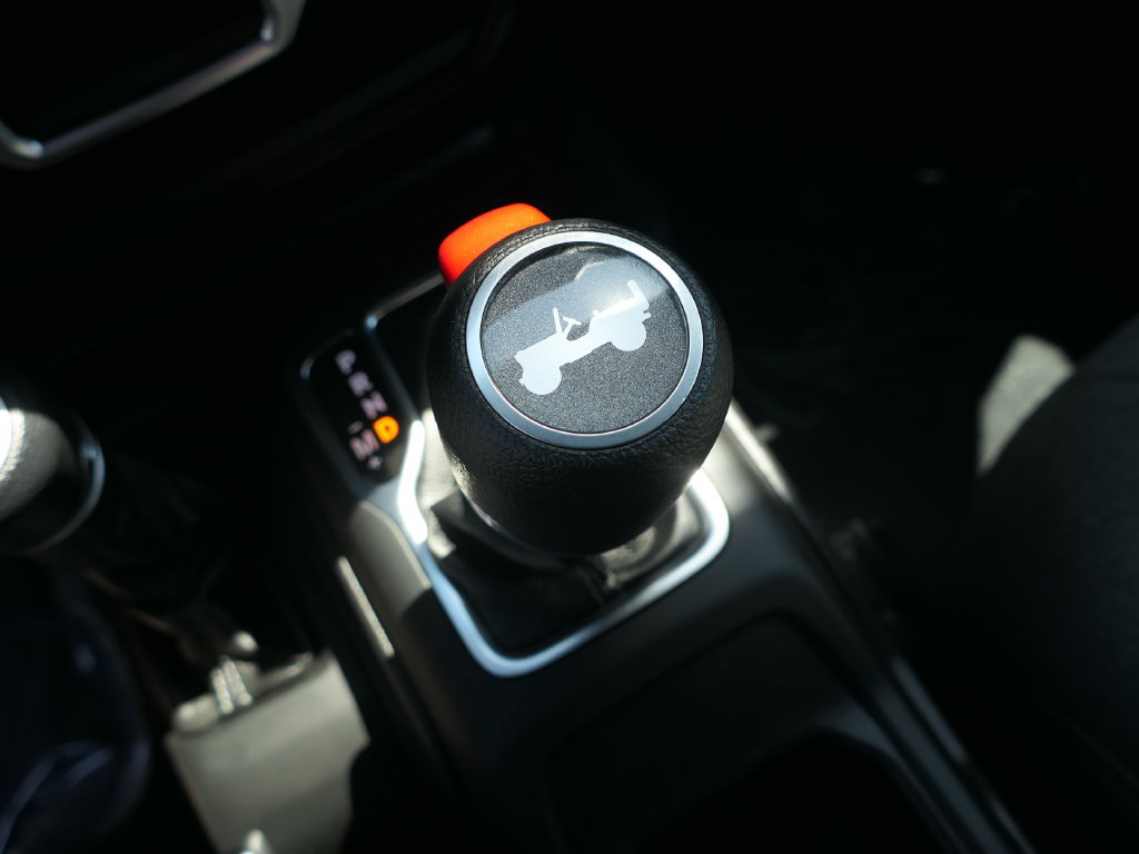 Used 2024 Jeep Wrangler Sport AWD/4WD image 19