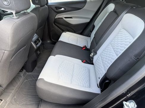Used 2020 Chevrolet Equinox LS w/ LS Convenience Package FWD image 20