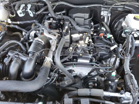 Used 2023 Ford Bronco 2-Door w/ Sasquatch Package AWD/4WD image 25