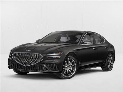 Used 2025 Genesis G70 2.5T image 1