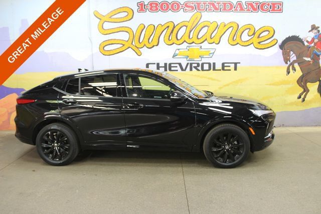 Used 2024 Buick Envista Sport Touring FWD image 1