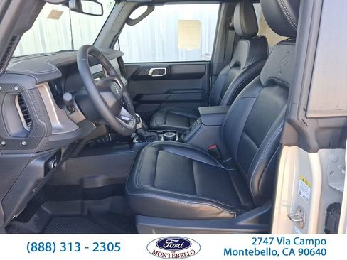 New 2026 Ford Bronco Outer Banks w/ Sasquatch Package AWD/4WD image 10