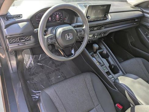Used 2024 Honda Accord EX image 10
