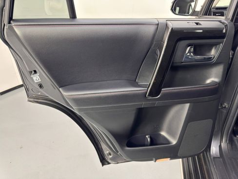 Used 2016 Toyota 4Runner Trail Premium image 41