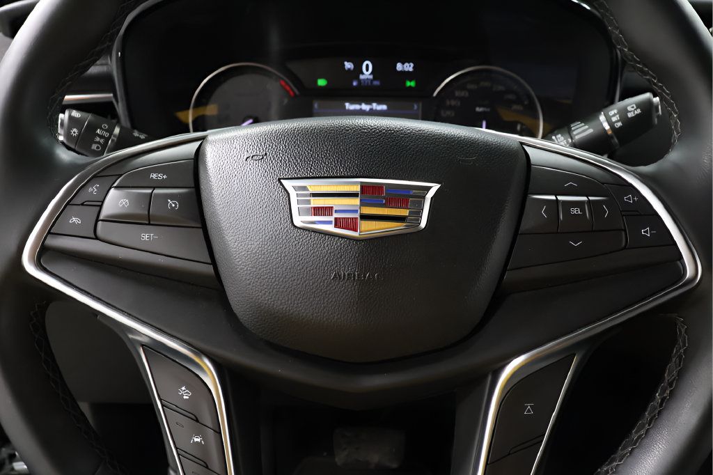 Used 2024 Cadillac XT5 Luxury AWD/4WD image 13