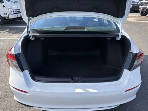 Used 2025 Honda Civic Sport image 30