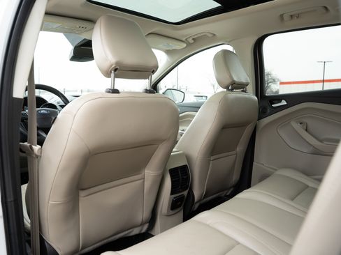 Used 2018 Ford Escape Titanium w/ Ford Safe & Smart Package image 24