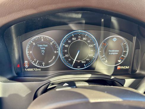 Used 2015 Cadillac Escalade ESV Premium image 33